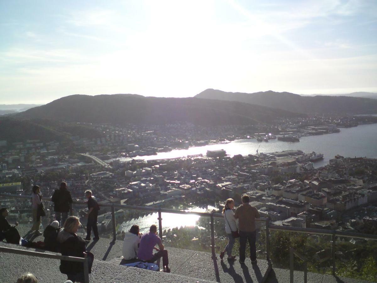 Central Location In The Heart Of Historic Bergen Kültér fotó